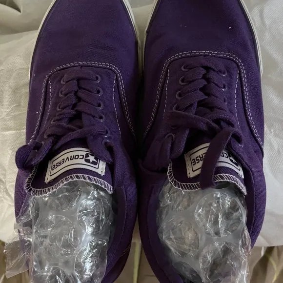 EUC CTAS low top kicks with cushion ankle (11M; 12.5W)