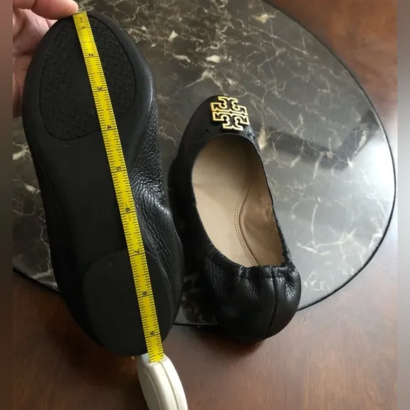 EUC💫TORY BURCH MELINDA Tumbled Leather Ballet Flats 5.5 Black/Gold dressy