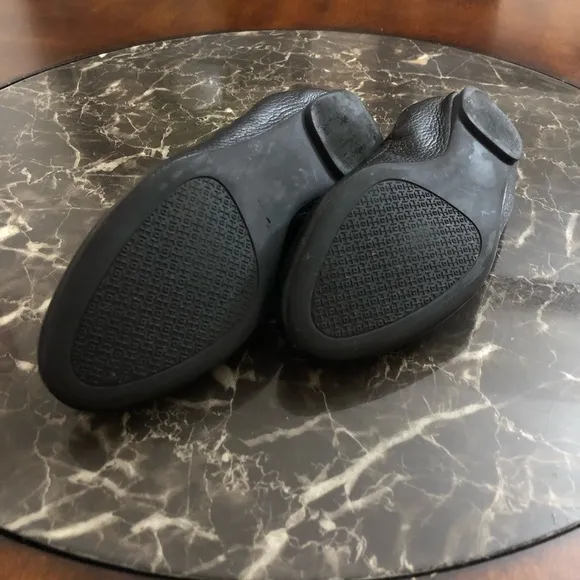 EUC💫TORY BURCH MELINDA Tumbled Leather Ballet Flats 5.5 Black/Gold dressy
