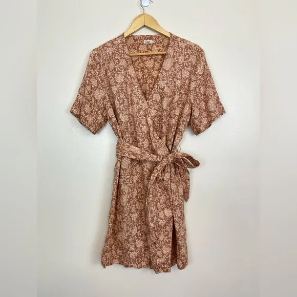 Faherty Ashley Linen Dress Floral Coastal Beach Vacation Quiet Luxury