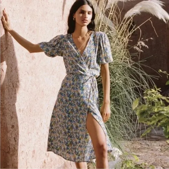 Faithfull the brand Marta midi floral romantic lightweight dress size 2