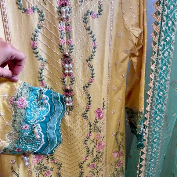 FAIZA FAISAL luxury lawn Yellow and Mint Green Embroidered Dress