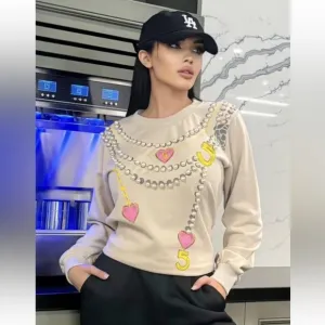 Fashion Printed Sweater One Size Oversized. Printed Design With Pearls.