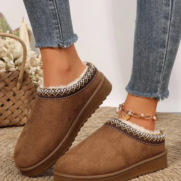 Fashionable Women's faux Fur Lined shoes
