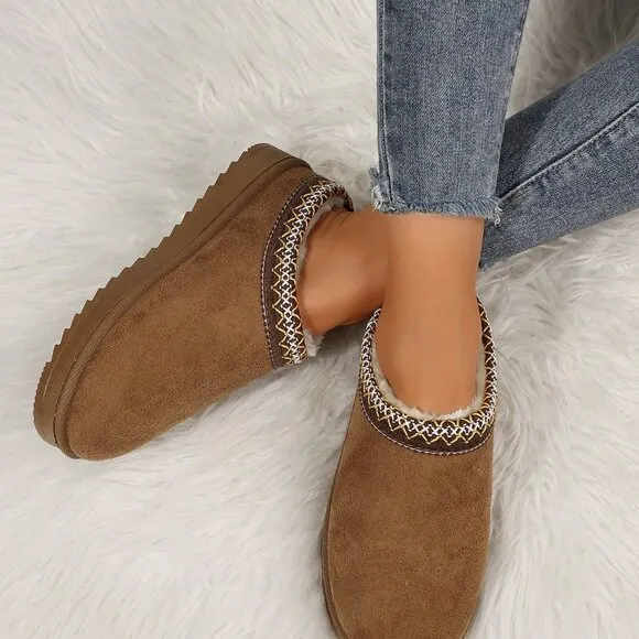 Fashionable Women's faux Fur Lined shoes