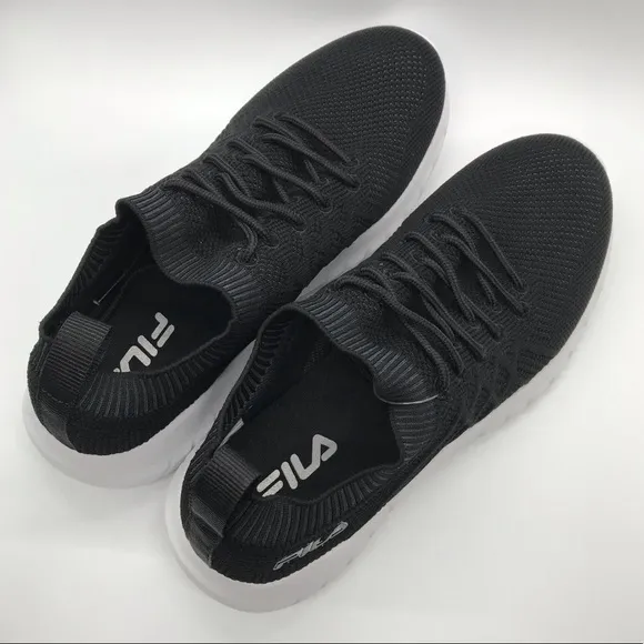 FILA Black/White Tamata Knit Running Sneakers NWT