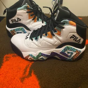 FILA MB Jamal Mashburn Mens Basketball Shoes size 8.5 men