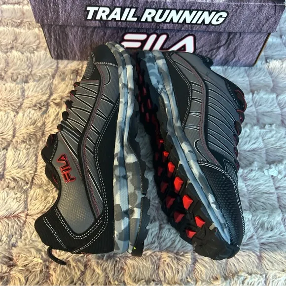 Fila Men's Black and Gray Trail Running Shoes