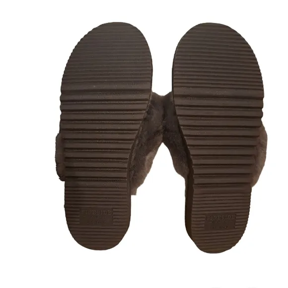 Fireside by Dearfoams Auburn Genuine Shearling Thong Slipper Shoes