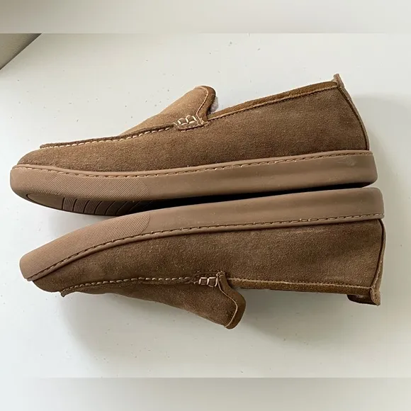FLG LTD Men’s Leather Loafers Boardwalk Slippers Shearling Lined Size 9 M