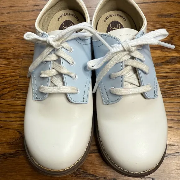 Footmates Classic White and Blue Cheer -8414 Saddle Oxford Kids Shoes Size 11