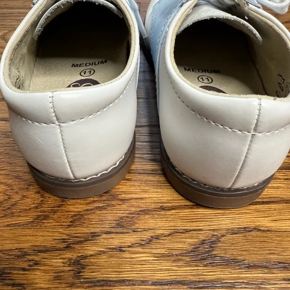 Footmates Classic White and Blue Cheer -8414 Saddle Oxford Kids Shoes Size 11