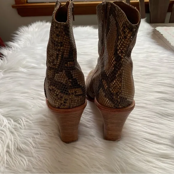Free People Barclay Snake-Embossed Leather Boots 39
