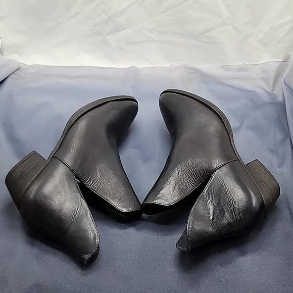 FREE PEOPLE CHARM DOUBLE V ANKLE BOOTS BLACK WOMEN'S 37.5 NWOB