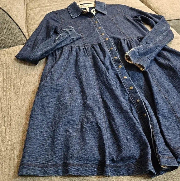 Free People Minimalist Denim Blue Boho Comfy Casual Button Down Dress Small