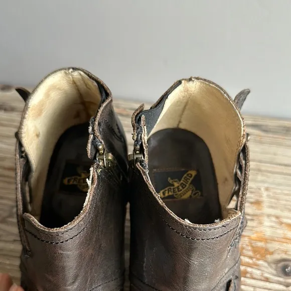 Freebird Gate Ankle Boots 3&quot;Heel size 6 great condition