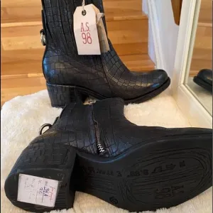 FREE PEOPLE A.S. DREAM STATE ANKLE BOOTS