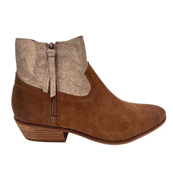 Frye and Co Size 9 Suede Ankle Boot Almond Toe Brown