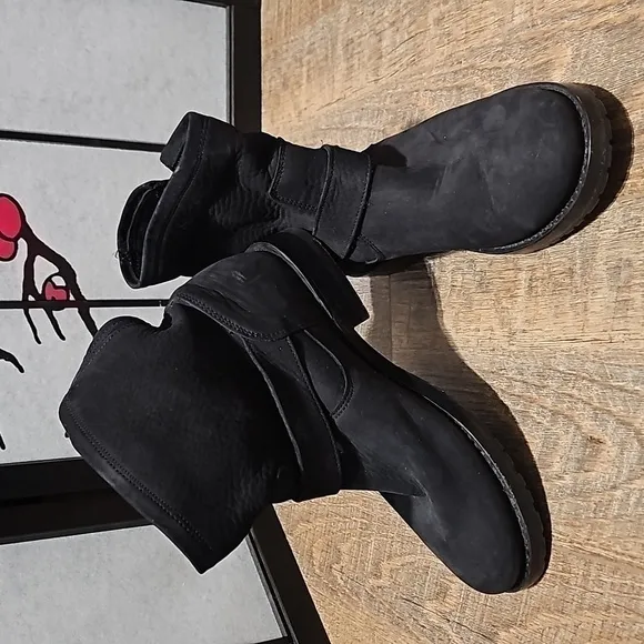 Frye Black Ankle Boots Size 6