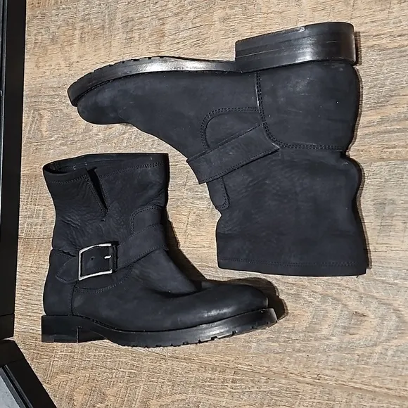 Frye Black Ankle Boots Size 6