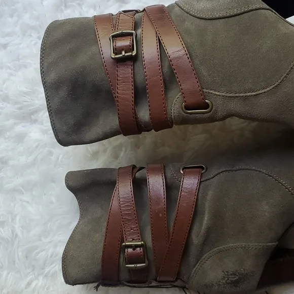 Frye Harlow Multi-strap heeled boots