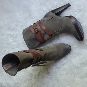 Frye Harlow Multi-strap heeled boots