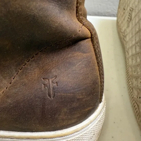 Frye Mens Size 9 Tan FR40031 Astor Chukka Sneaker Leather Boot