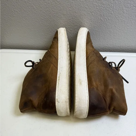 Frye Mens Size 9 Tan FR40031 Astor Chukka Sneaker Leather Boot