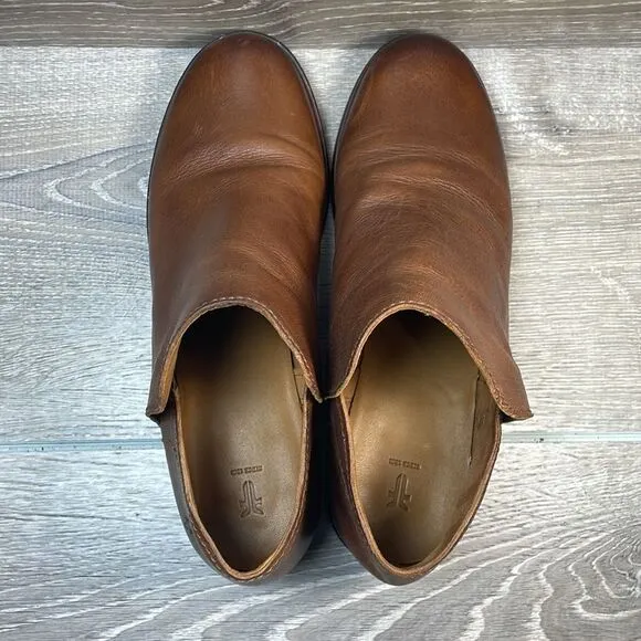 Frye Elyssa Shootie Cognac Brown Leather Women’s Sz 10M Slip On Ankle Boots