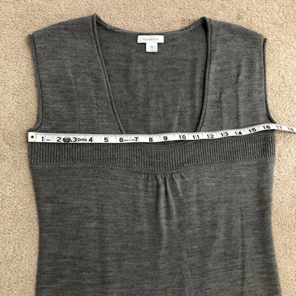 Garnet Hill 100% Wool Sleeveless Taupe Sweater Dress Size XS Neutral Minimalist