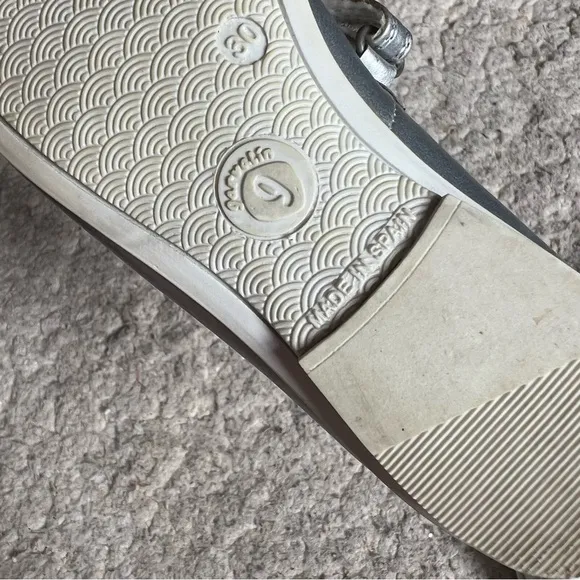 Garvalin Silver Leather Nautical Knot Vamp Velcro Closure Mary Janes EU Sz 30