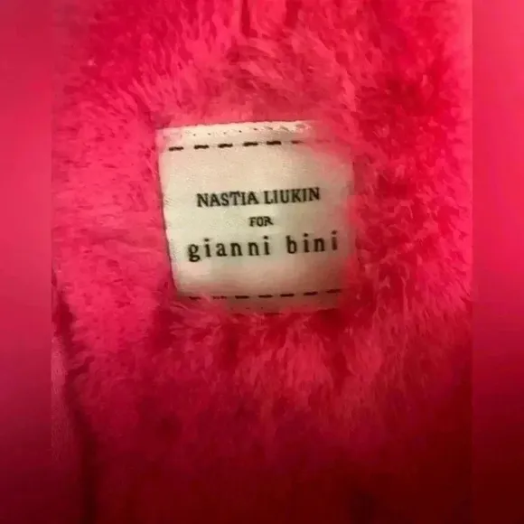Gianni Bini x Nastia Liukin Darling Faux Fur Rhinestone Bow Slippers Size 9