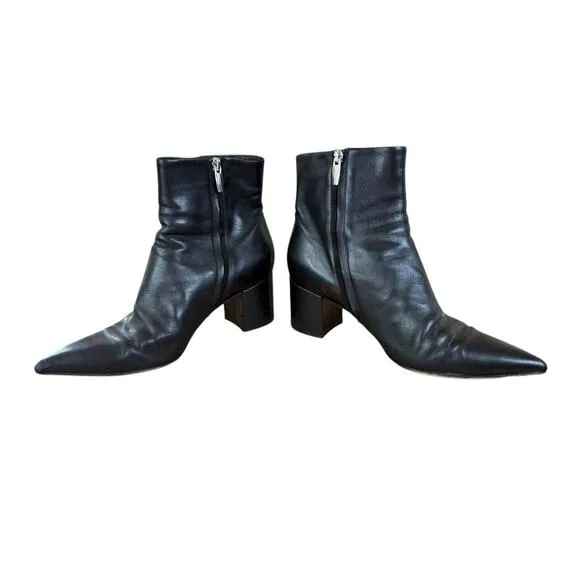 Gianvito Rossi Black Leather Pointed Toe Ankle Boots 39.5 Made in Italy