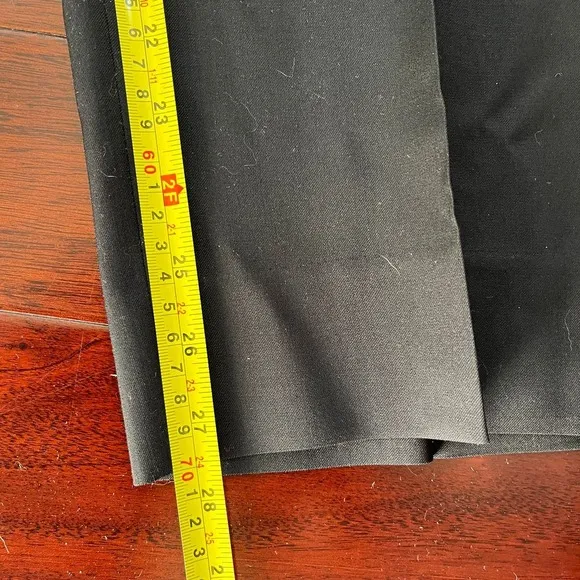 Giorgio Armani Collezioni Mens Wool Black Italian Dress Pant 42x28 Quiet Luxury