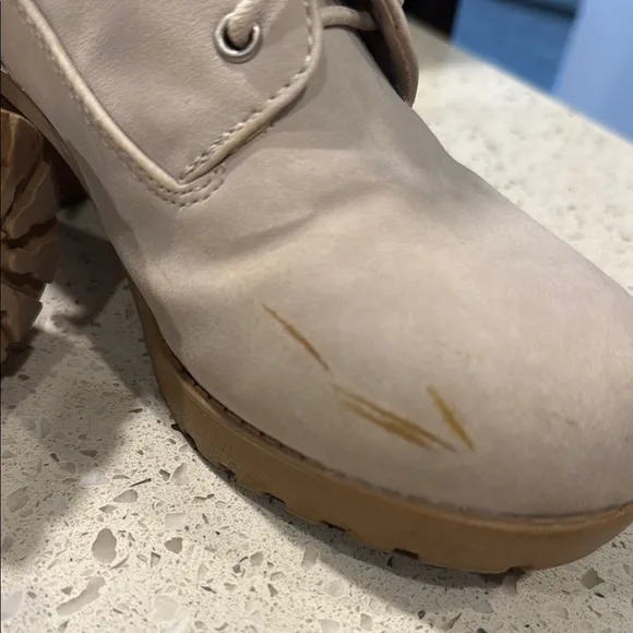 GirlsLace-Up Ankle Boots - Cream