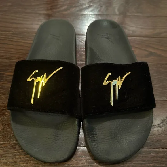 GIUSEPPE ZANOTTI SLIPPERS . MADE IN ITALY  Black and Gold Slide Sandals - SZ 44