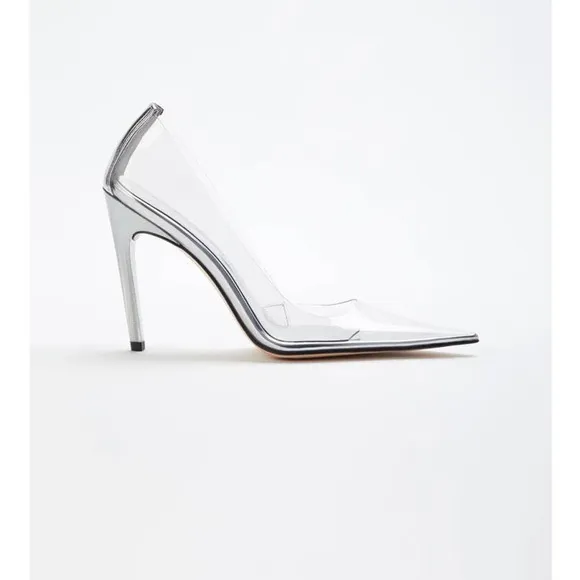 Good American CindeRella Pumps Size 8 Glass GA275P-X