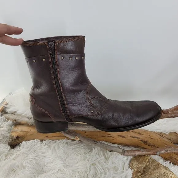 Gordon rush studded brown leather ankle boots. (K)