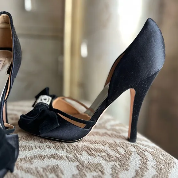 Gorgeous high satin heels dressy shoes