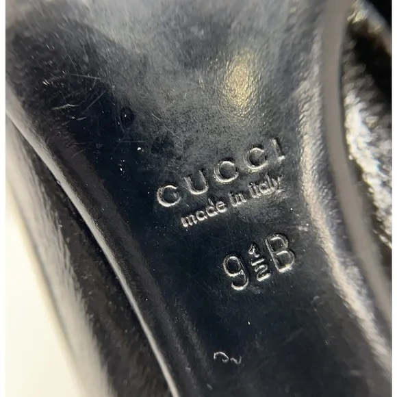 Gucci Black Patent Leather Bootie via Sophisticated Silhouette Size 9.5
