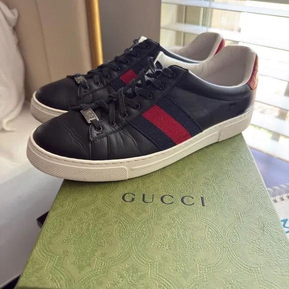 Gucci Men's Black Sneakers with Red and Blue Stripes