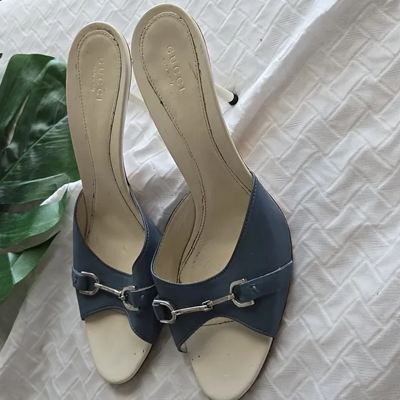 Gucci Women's Blue and Cream Heeled Sandals Summer Shoes Luxury