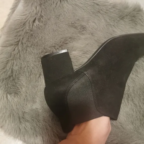 H&amp;M ankle boots size 37