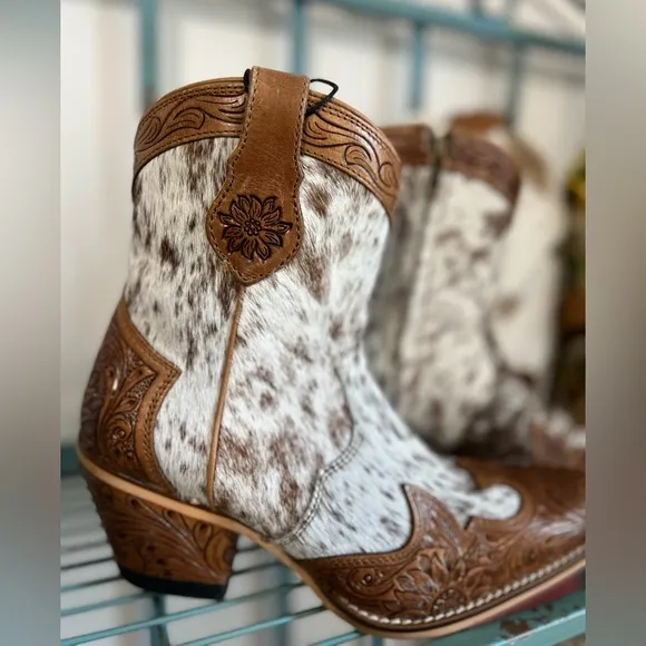 💯Hand Tooled Leather Genuine Cowhide Women Bootie Boot Boho Western Shoe Rodeo 7