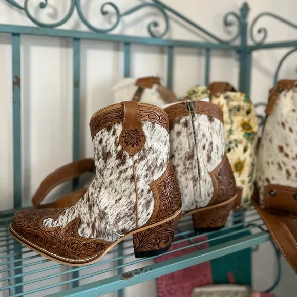 💯Hand Tooled Leather Genuine Cowhide Women Bootie Boot Boho Western Shoe Rodeo 7