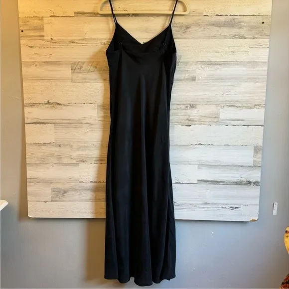 Hatch Collection Ricky Slip Maternity Midi Dress LightweightCurpo Minimalist