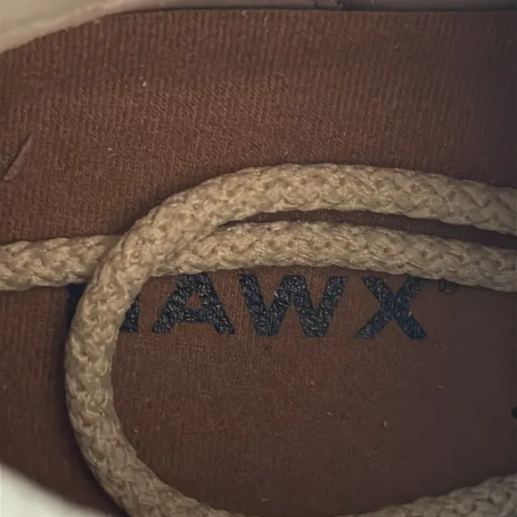 Hawx Women’s Tan and Gray Moccasins