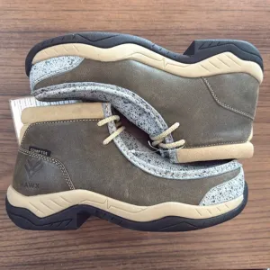 Hawx Women’s Tan and Gray Moccasins
