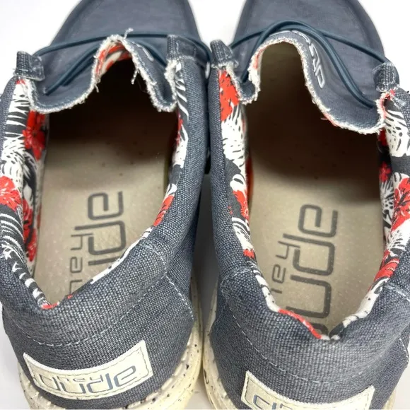 HEYDUDE Men’s Wally Stretch Slip-On Size 10 in Navy