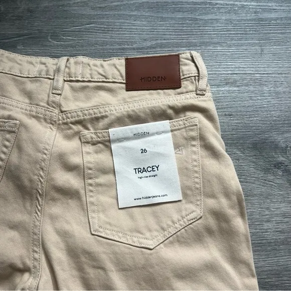 Hidden Tracey high-rise Straight Latte/tan Jeans distressed NWT size 26